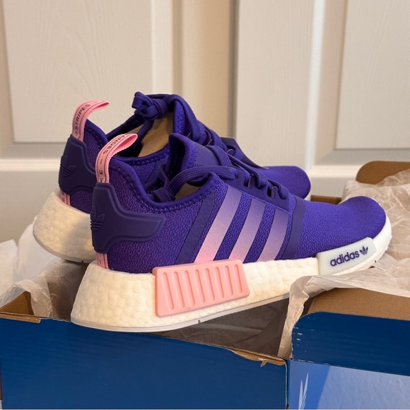 New Adidas NMD R1 Shoes Sneakers Purple Pink Womens 6.5 - Picture 5 of 7